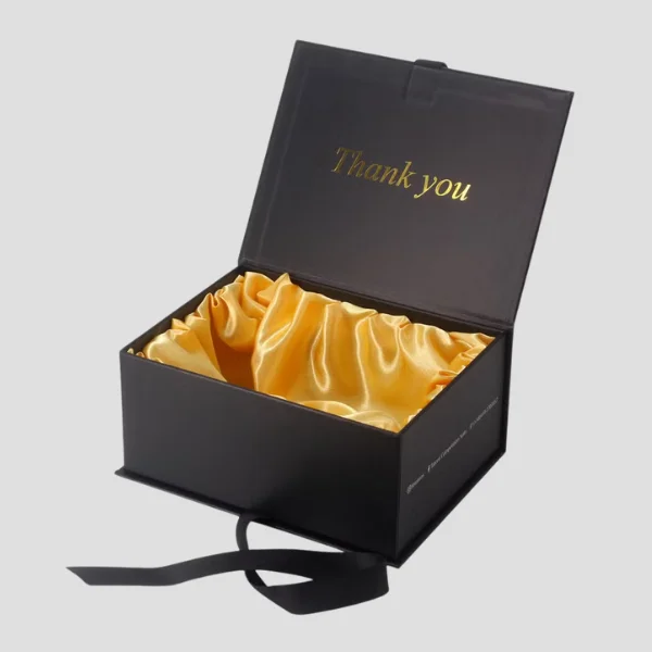 Custom Magnetic Boxes With Handle