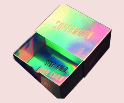 Holographic_Foiling_Boxes_-_Packaging_Forest_LLC.png16