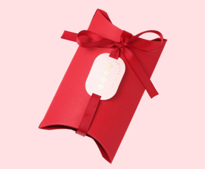 Small_Gift_Pillow_Boxes_with_logo_-_Packaging_Forest_LLC.png2